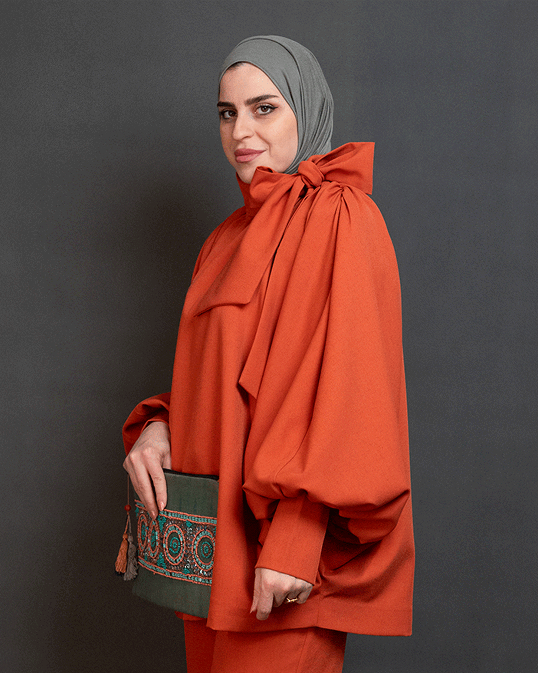 طقم - الصورة 4